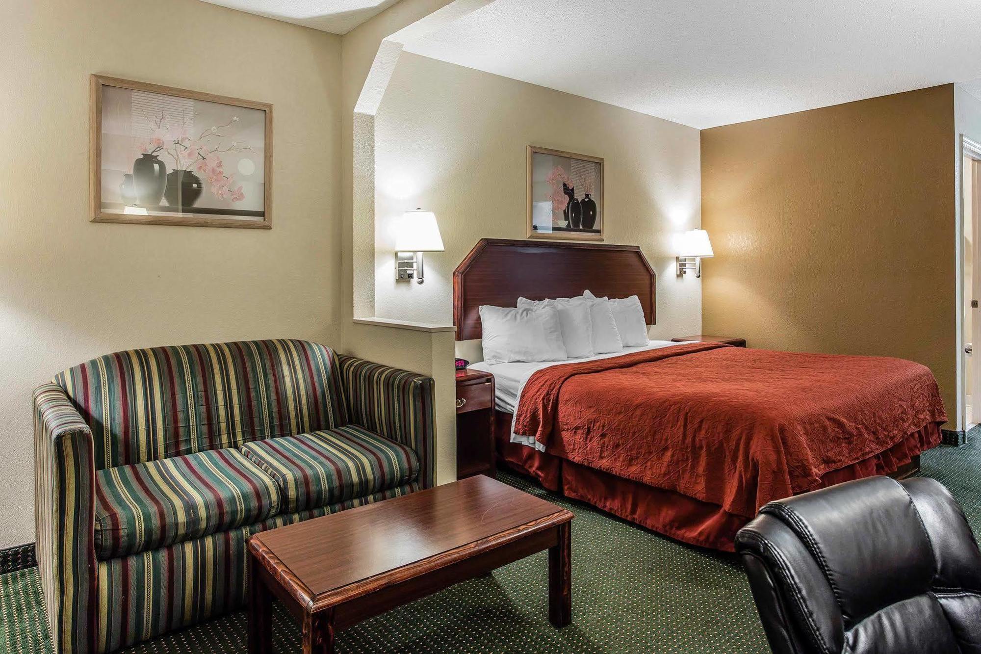 Quality Inn & Suites Stockbridge Atlanta South I-75 Eksteriør billede